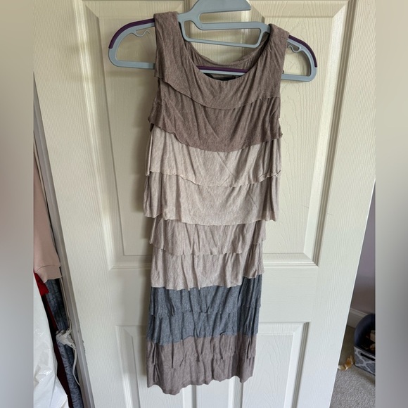 Color block tank dress - Picture 2 of 5